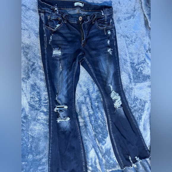 Rue 21 they fit like an 7/9 - Picture 2 of 4